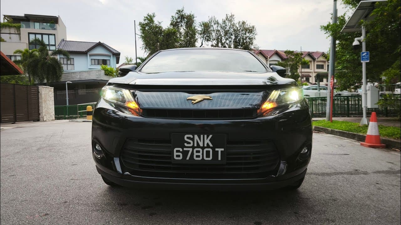 TOYOTA HARRIER ELEGANCE 2.0 A Video Tour