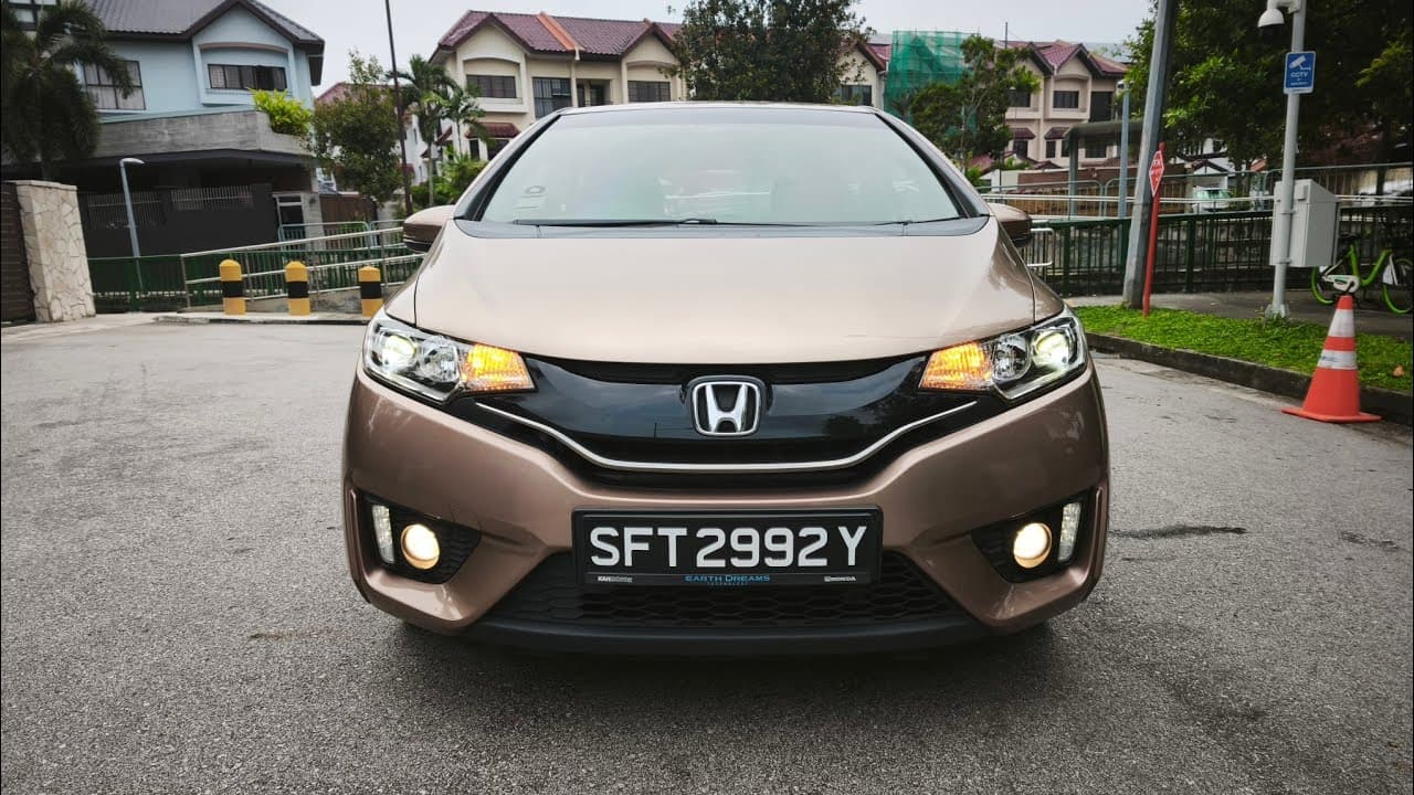 HONDA JAZZ 1.5 VTIR CVT ABS D/AIRBAG 2WD Video Tour