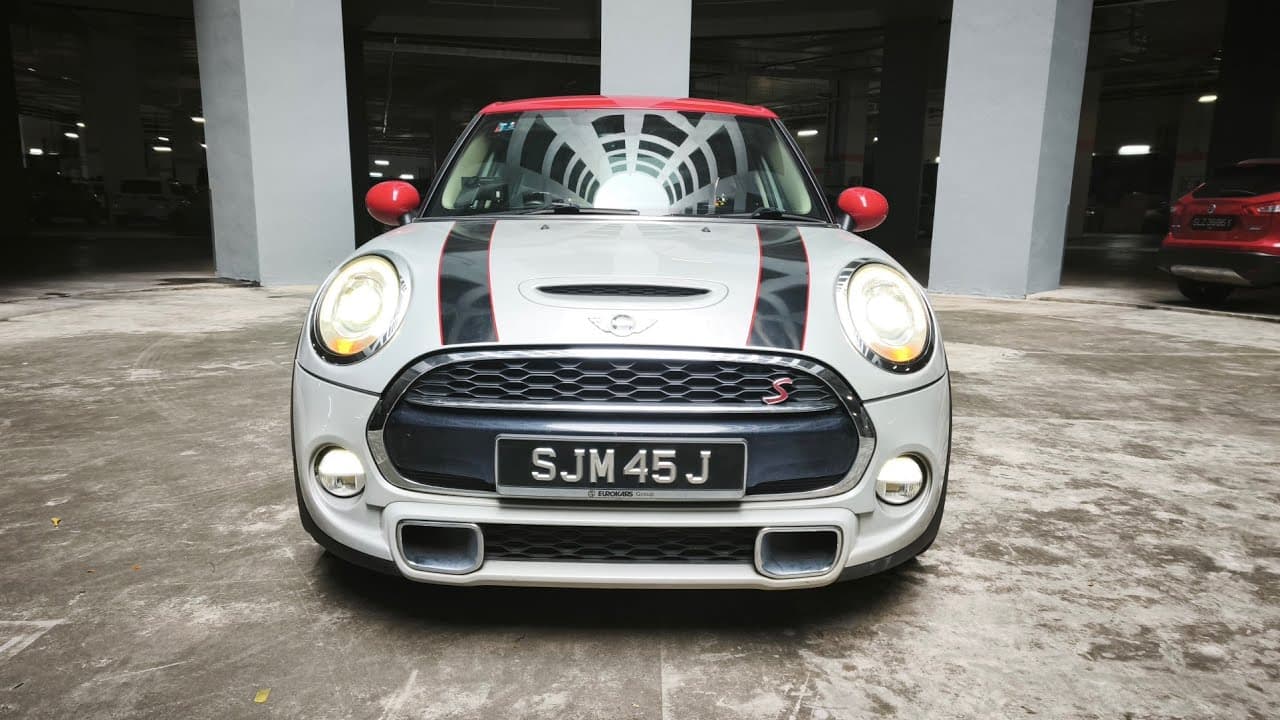 MINI COOPER S 5DR FWD LED ABS NAV Video Tour